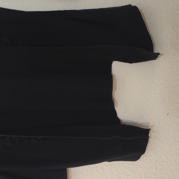 PRE OWNED BANANA REPUBLIC 3/4 SLEEVE CARDIGAN SIZE S COLOR BLACK HAS RUFFLE - Picture 6 of 10